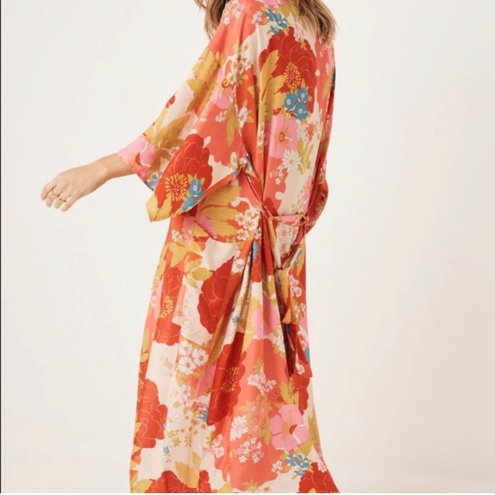Spell Red and Yellow Floral Tyler Robe / Kimono - Picture 6 of 6